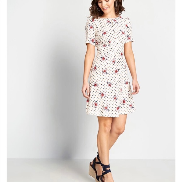 ModCloth Keyhole Dress - Picture 5 of 7